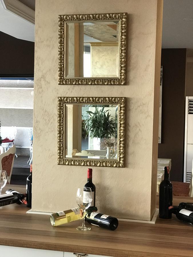 Deluxe Hotell Tirana