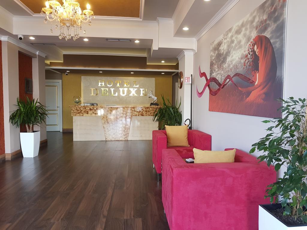 Deluxe 4* Tirana