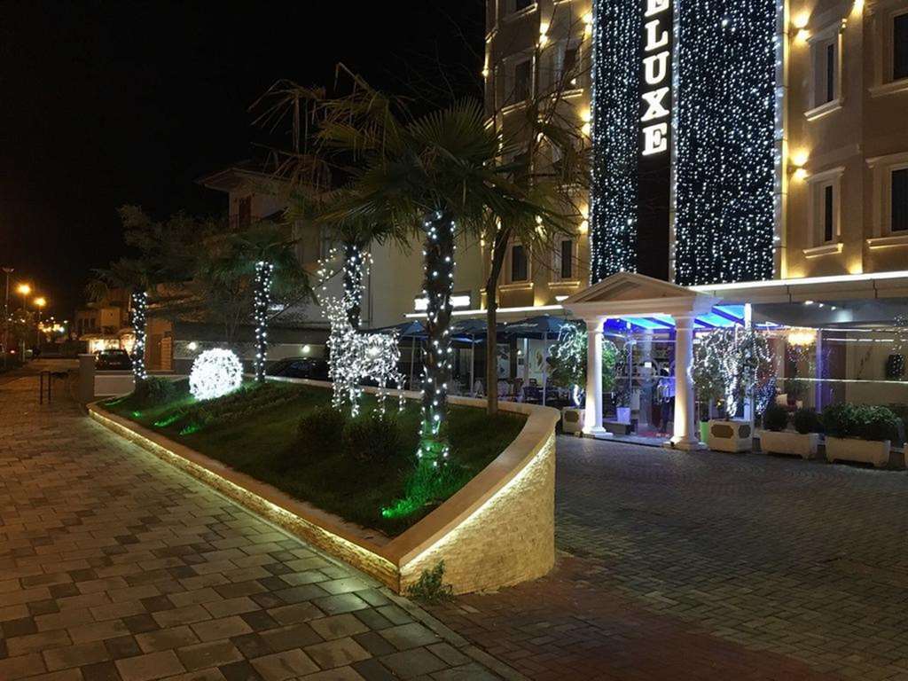 Deluxe Hotel 4*