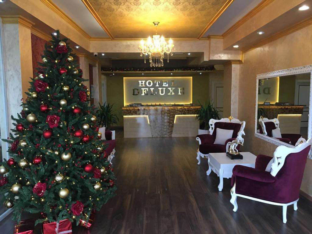Deluxe Hotel