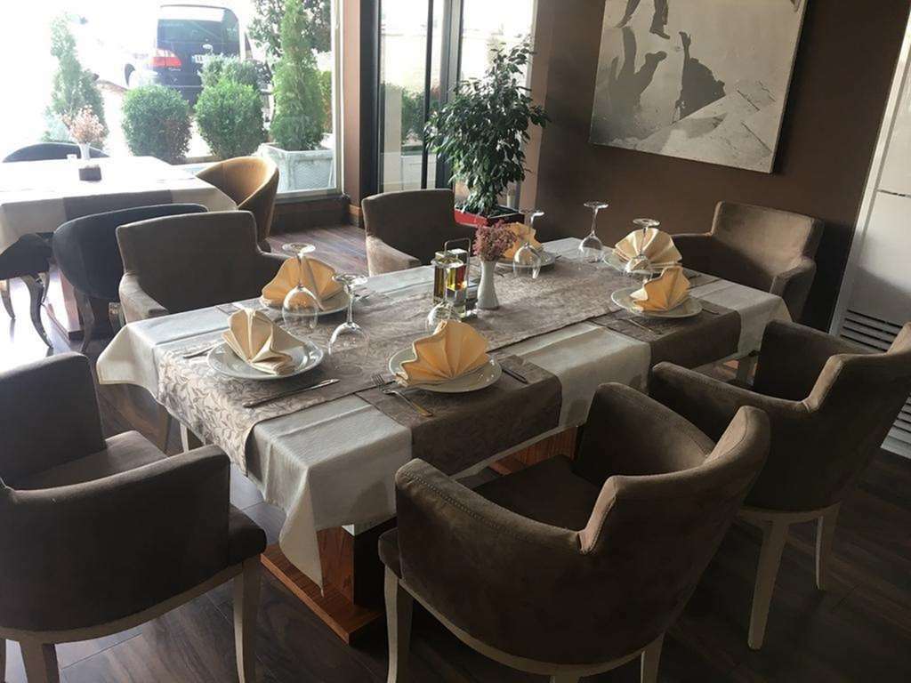 Deluxe Hotel 4*
